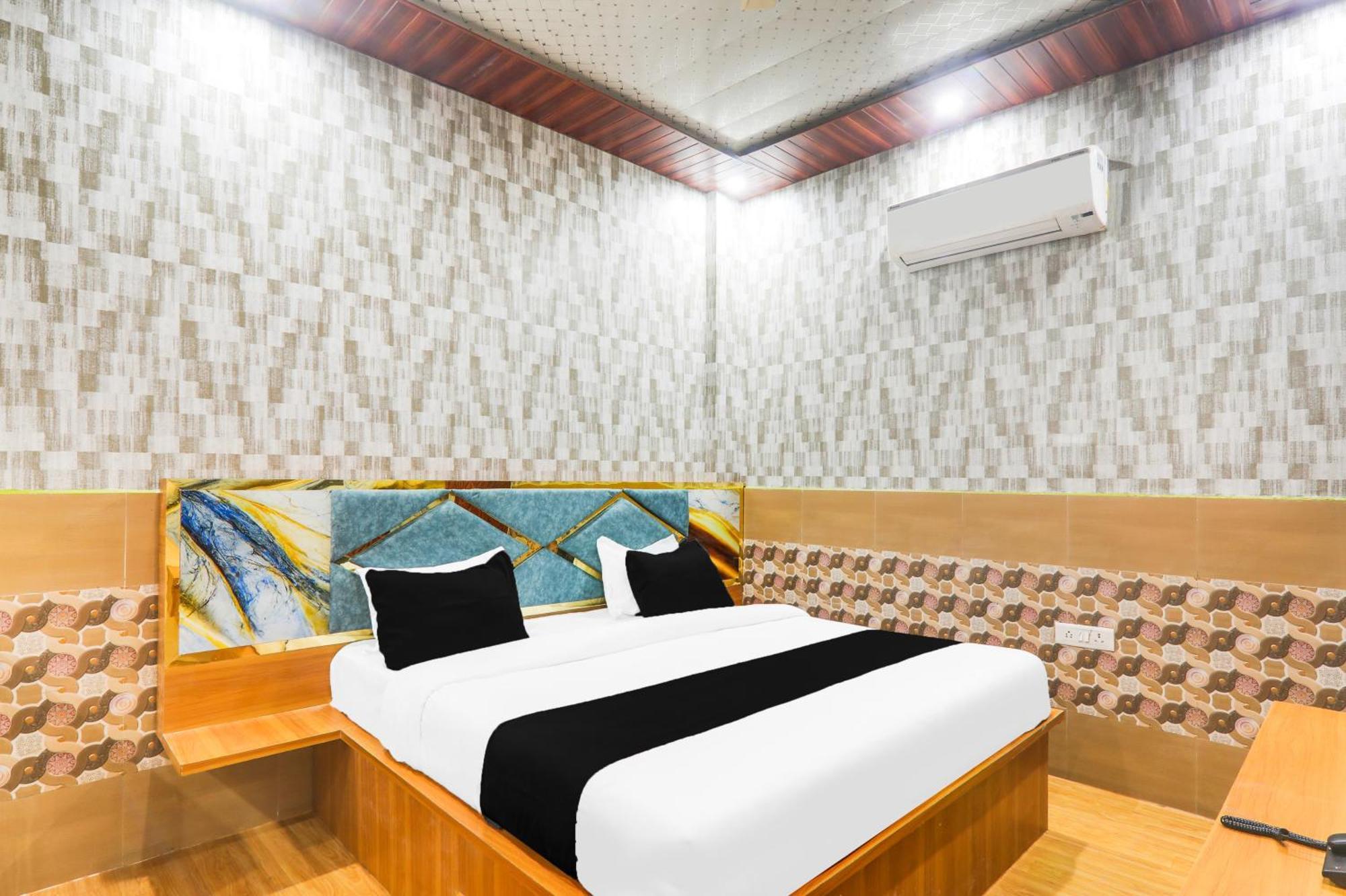 Hotel O V. K Palace Inn Лакхнау Экстерьер фото